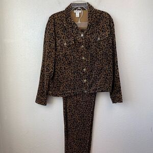 Jones New York Sport Leopard Print Velour Jacket and Matching Pants Size L EUC